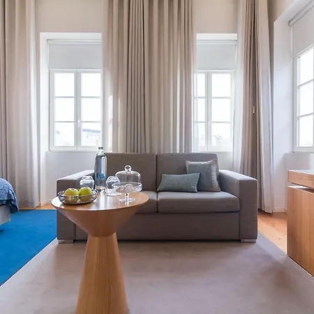 Bed & Breakfast Art Senses | &