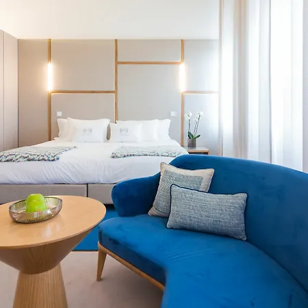 Couette-café Art Senses | & Oporto